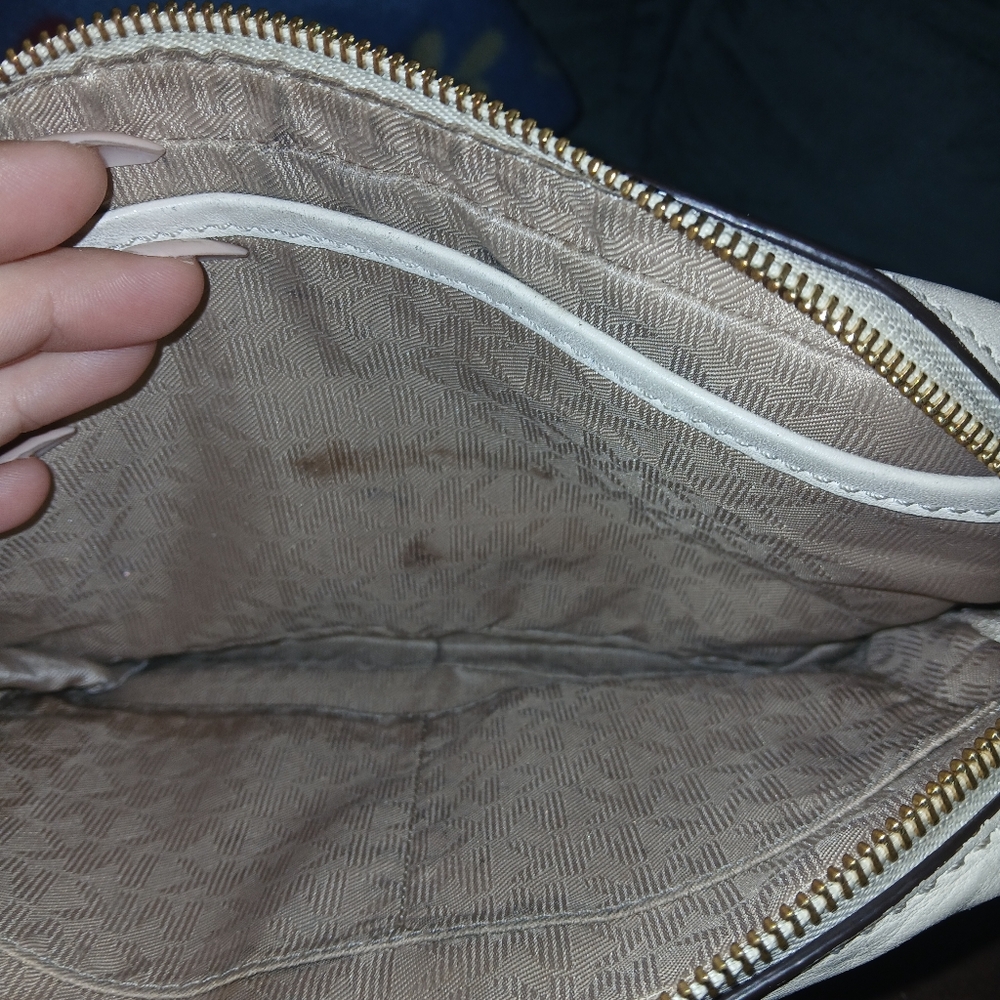 Michael Kors Needs Cleaned Up - Picture 3 of 11